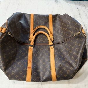 Louis Vuitton Monogram Keepall 60 Canvas Duffel Bag